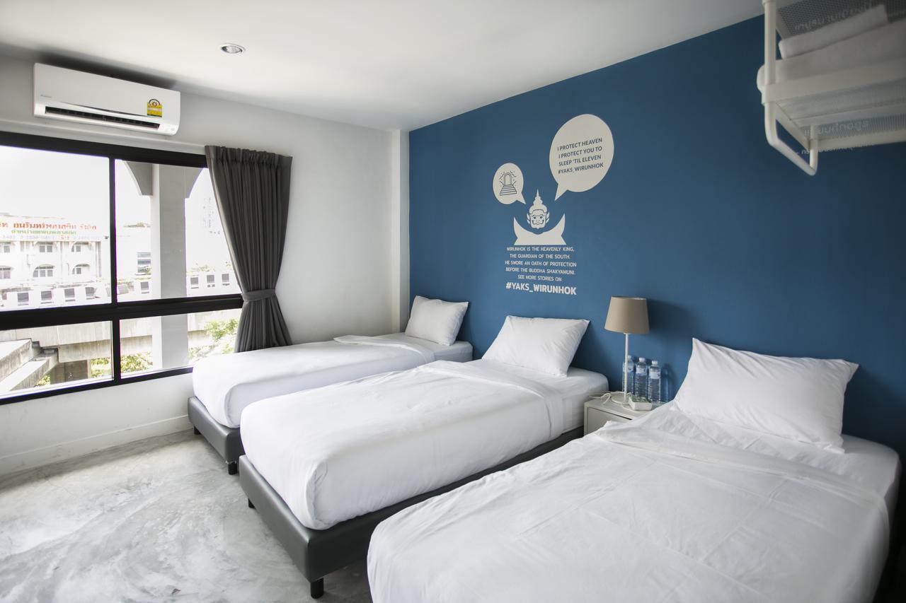 Yaks House Hostal Bangkok