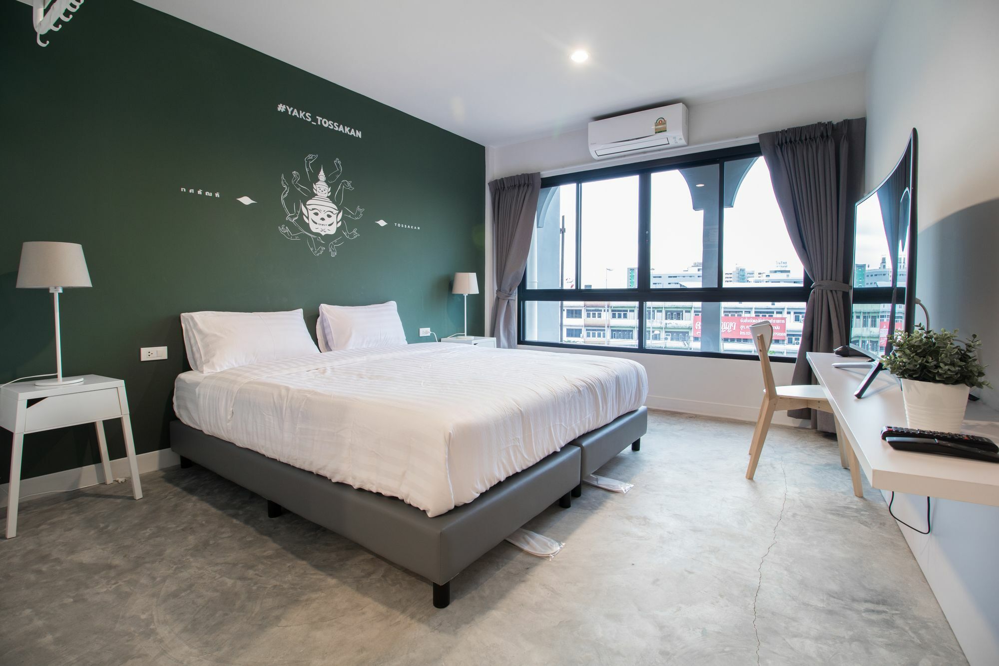 Hostal Yaks House *